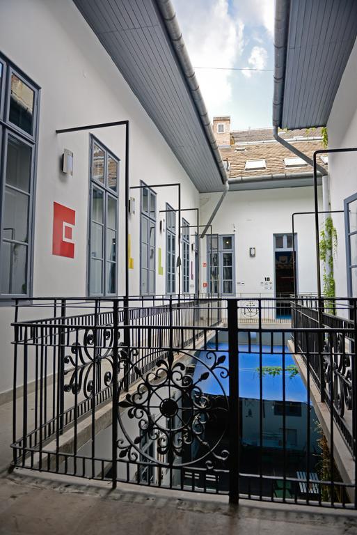 Lol Boutique Hostel City Center Budapest Esterno foto